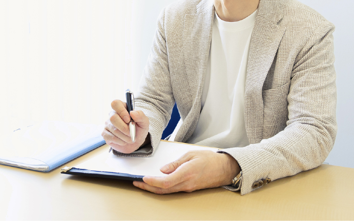 2. 来所または出張相談